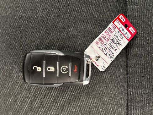 Used 2024 RAM 1500 Big Horn AWD/4WD image 29