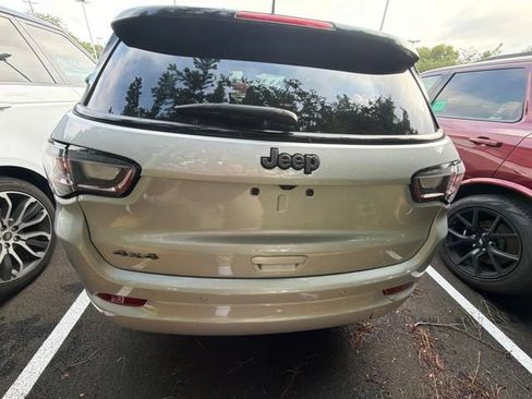 Used 2024 Jeep Compass Limited w/ High Altitude Package AWD/4WD image 5