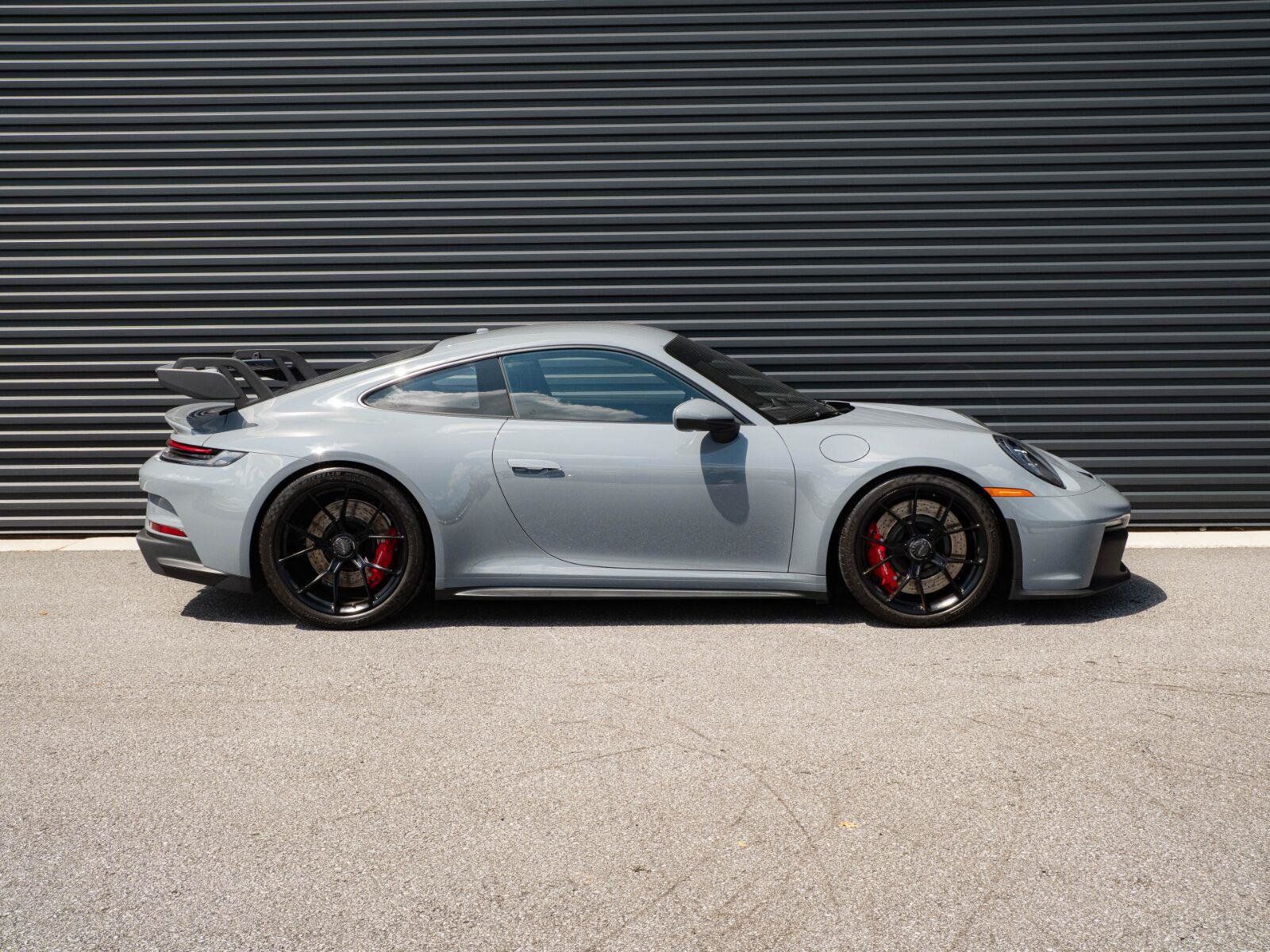 Used 2024 Porsche 911 GT3 RWD image 23