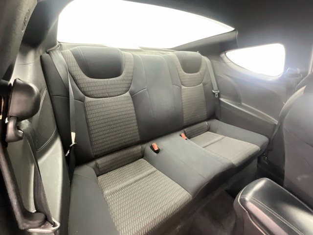 Used 2015 Hyundai Genesis 3.8 RWD image 14