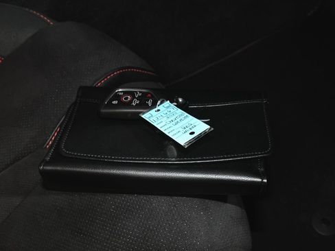 Used 2024 Chevrolet Corvette Stingray Premium Conv w/ Z51 Performance Package RWD image 59