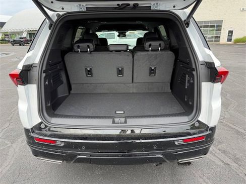 New 2025 Buick Enclave Sport Touring w/ Power Package image 37