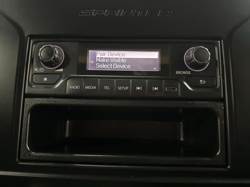 Used 2019 Freightliner Sprinter 144 image 24