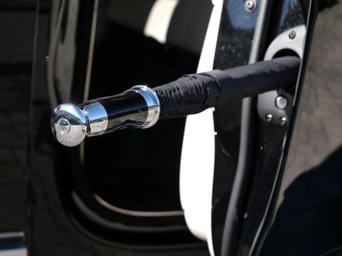 Certified 2023 Rolls-Royce Cullinan w/ Cullinan Package image 6