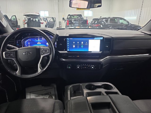 Used 2023 Chevrolet Silverado 1500 RST AWD/4WD image 9