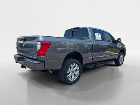 Certified 2024 Nissan Titan SV w/ SV Convenience Package AWD/4WD image 6