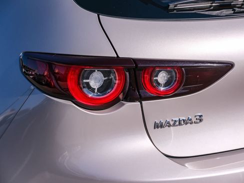 Used 2024 MAZDA MAZDA3 s FWD image 7