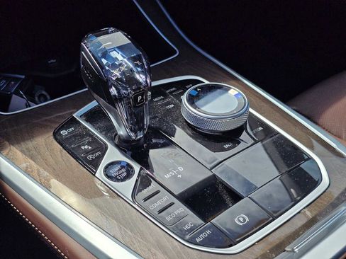 Used 2023 BMW X5 M50i w/ Executive Package image 40