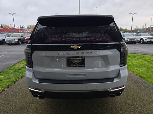 New 2026 Chevrolet Suburban High Country image 4