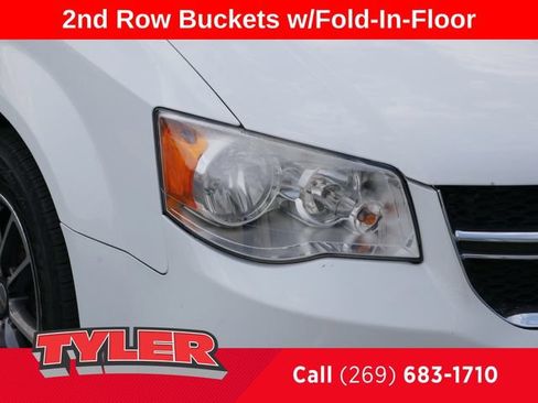 Used 2017 Dodge Grand Caravan SXT FWD image 10