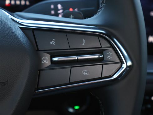 New 2026 Chevrolet Suburban LS image 13