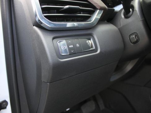 New 2026 GMC Acadia Denali w/ Super Cruise Package image 10