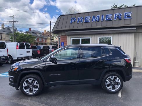 Used 2018 Jeep Compass Limited AWD/4WD image 2