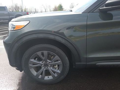 Used 2023 Ford Explorer XLT w/ Equipment Group 202A image 17