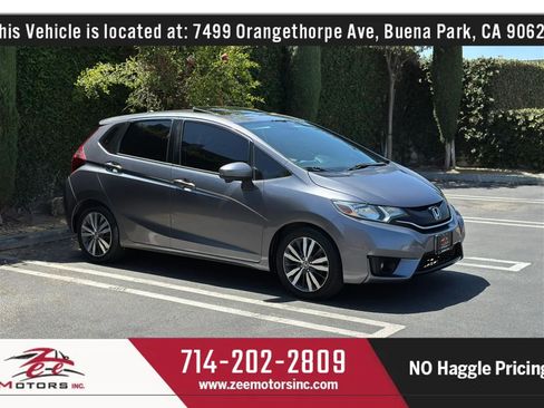Used 2017 Honda Fit EX image 2
