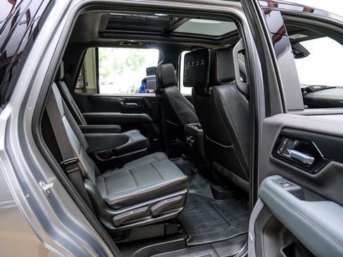 Used 2026 GMC Yukon AT4 w/ AT4 Premium Plus Package AWD/4WD image 68