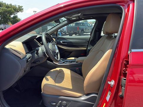Used 2021 Hyundai Sonata Limited w/ Cargo Package FWD image 15