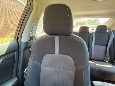 Used 2021 Nissan Sentra SV FWD image 34