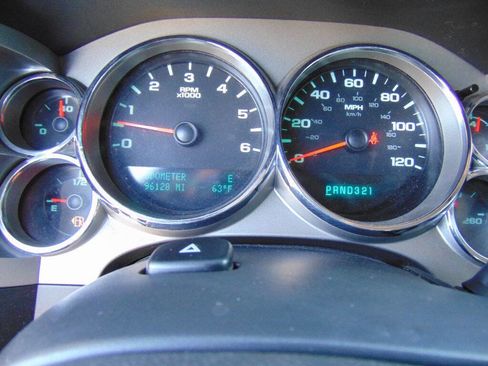 Used 2013 Chevrolet Silverado 1500 LT image 18