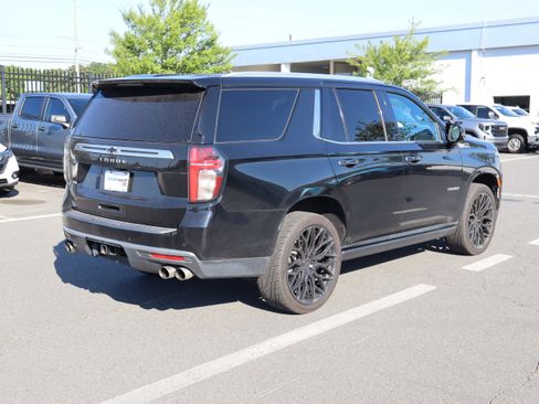 Used 2021 Chevrolet Tahoe High Country w/ Premium Package AWD/4WD image 10