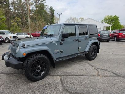 Used 2015 Jeep Wrangler Unlimited Sahara w/ Dual Top Group