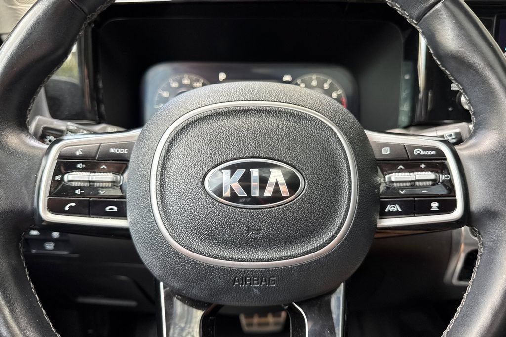 Used 2021 Kia Sorento SX FWD image 25