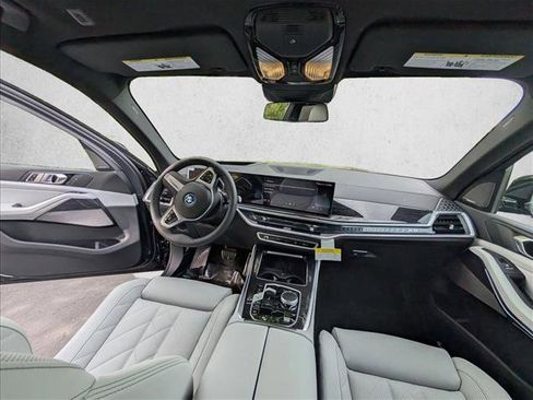 New 2026 BMW X5 xDrive50e AWD/4WD image 11