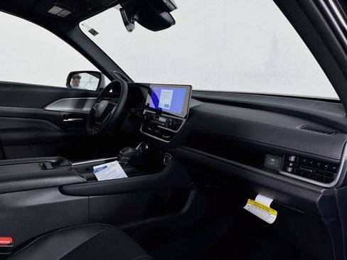New 2026 Toyota Grand Highlander AWD Hybrid image 30
