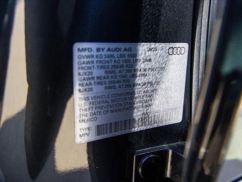 Certified 2025 Audi Q5 Premium Plus AWD/4WD image 28