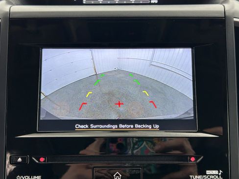 Used 2023 Subaru Forester Premium image 8