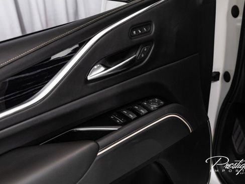 Used 2021 Cadillac Escalade Sport w/ Driver Assist Tech Package image 24