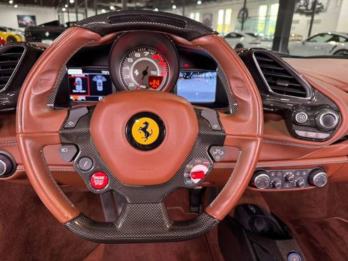 Used 2018 Ferrari 488 Spider image 22