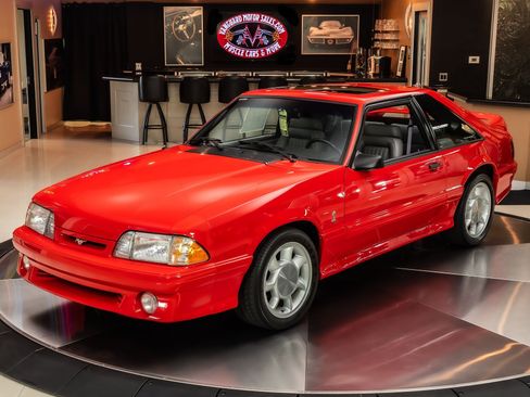 Used 1993 Ford Mustang Cobra RWD image 5