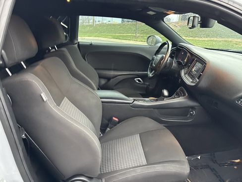 Certified 2021 Dodge Challenger R/T w/ Blacktop Package image 23