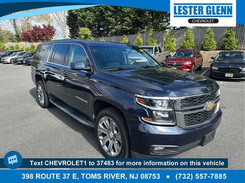 Used 2019 Chevrolet Suburban LT w/ Luxury Package image 1