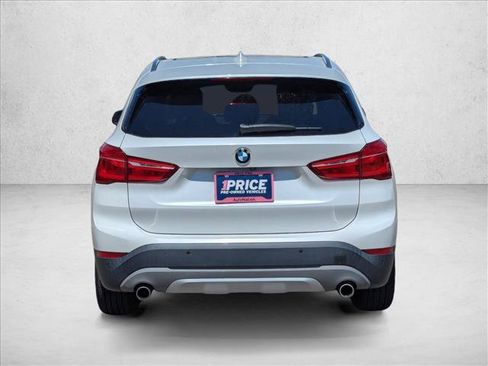 Used 2017 BMW X1 xDrive28i AWD/4WD image 6