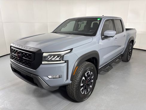 Used 2022 Nissan Frontier PRO-4X AWD/4WD image 4