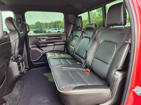 Used 2020 RAM 1500 Laramie AWD/4WD image 11