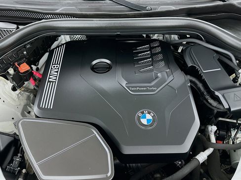 Used 2022 BMW X4 xDrive30i w/ M Sport Package image 32