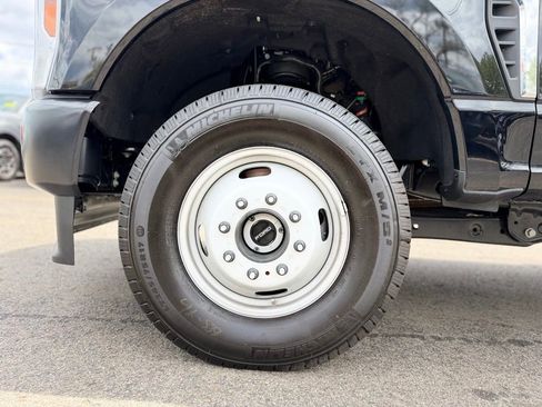 Used 2026 Ford F350 XL AWD/4WD image 3