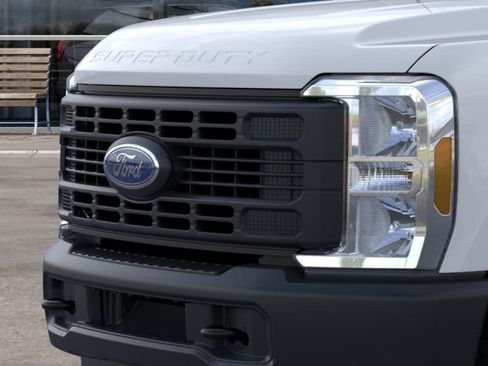 New 2026 Ford F250 XL w/ XL Off-Road Package AWD/4WD image 39