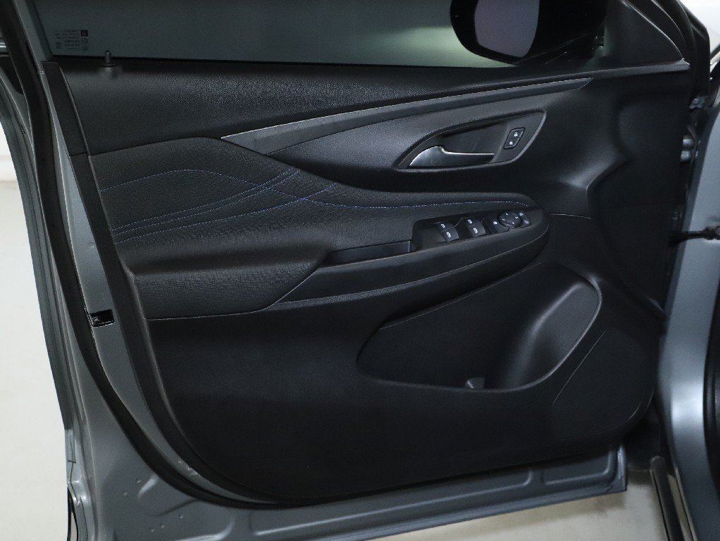 Used 2025 Buick Envista Sport Touring w/ Convenience I Package FWD image 15