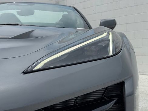 Used 2025 Chevrolet Corvette ZR1 w/ Battery Protection Package RWD image 11