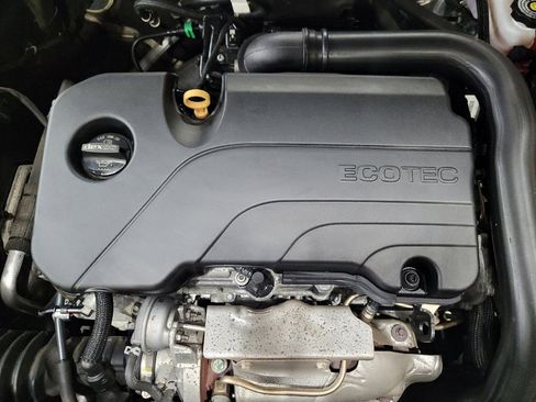 Used 2020 Chevrolet Malibu LT FWD image 30