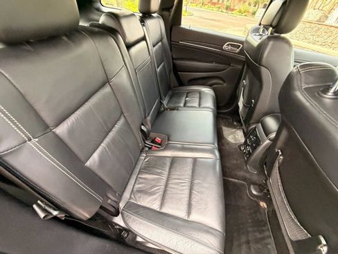 Used 2015 Jeep Grand Cherokee Limited RWD image 13