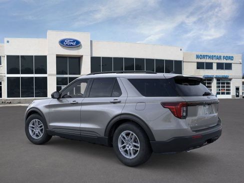 New 2026 Ford Explorer Active image 4