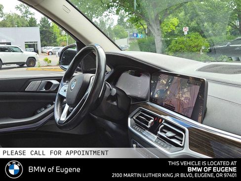 Used 2019 BMW X7 xDrive50i w/ Cold Weather Package AWD/4WD image 12
