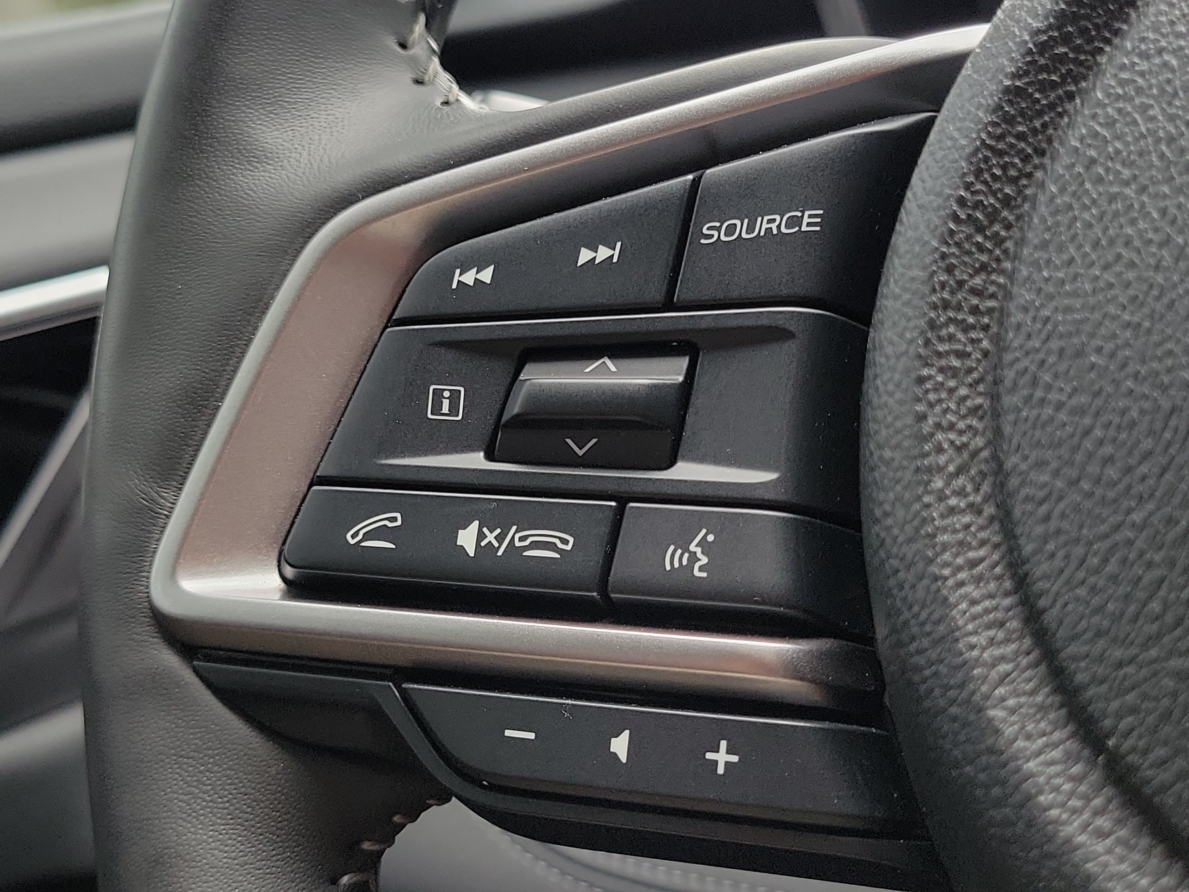 Used 2024 Subaru Outback Touring AWD/4WD image 27