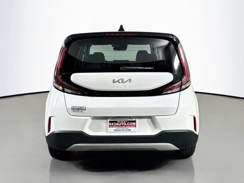 Used 2025 Kia Soul LX w/ LX Technology Package FWD image 6