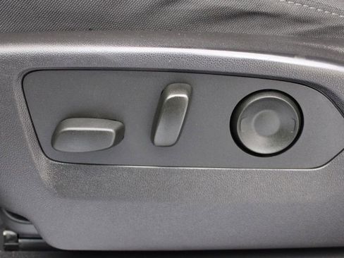 Used 2024 Chevrolet Silverado 3500 LT w/ Convenience Package AWD/4WD image 17